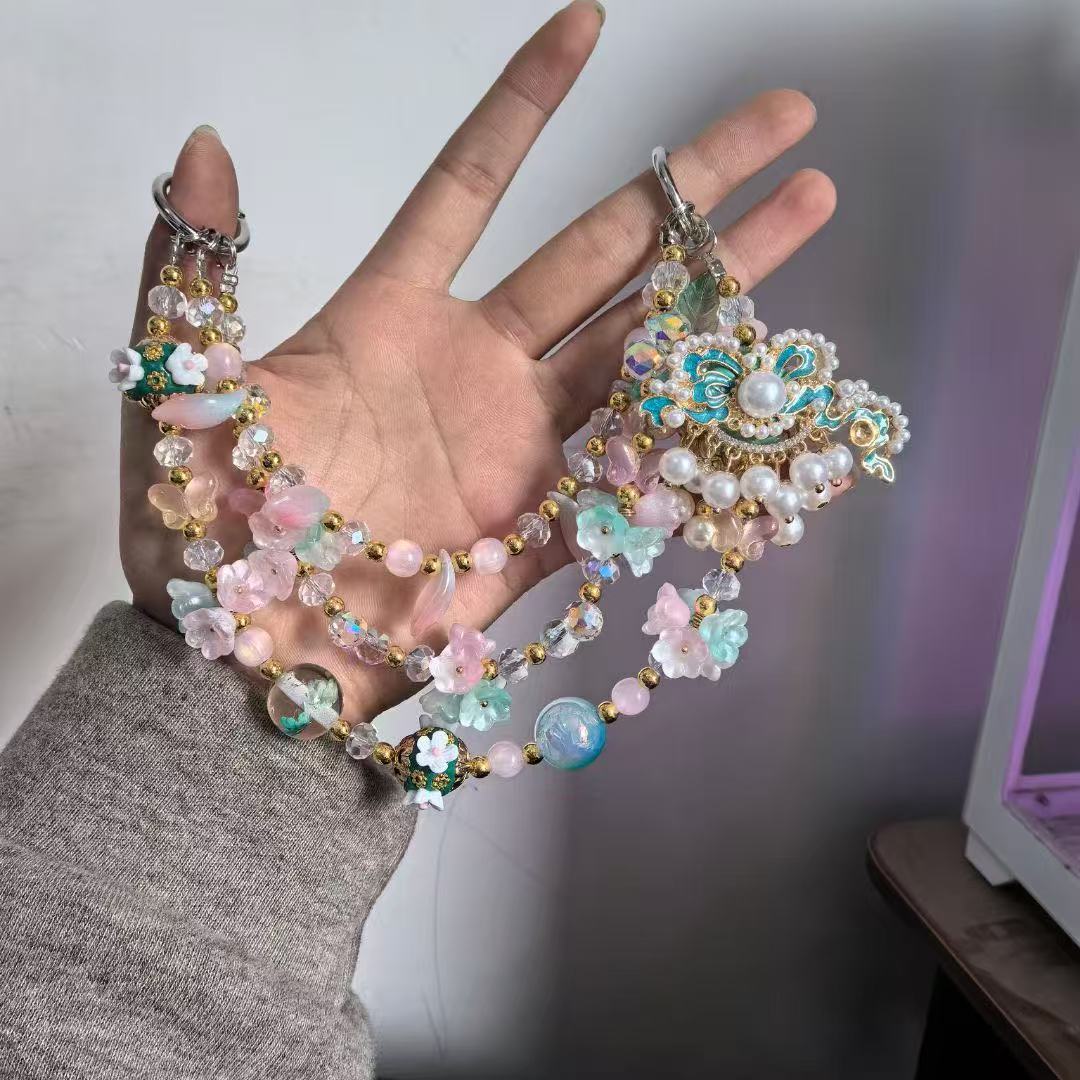 Balanced here! Livestream Phone Charm/Bag Charm/Phone Clips.